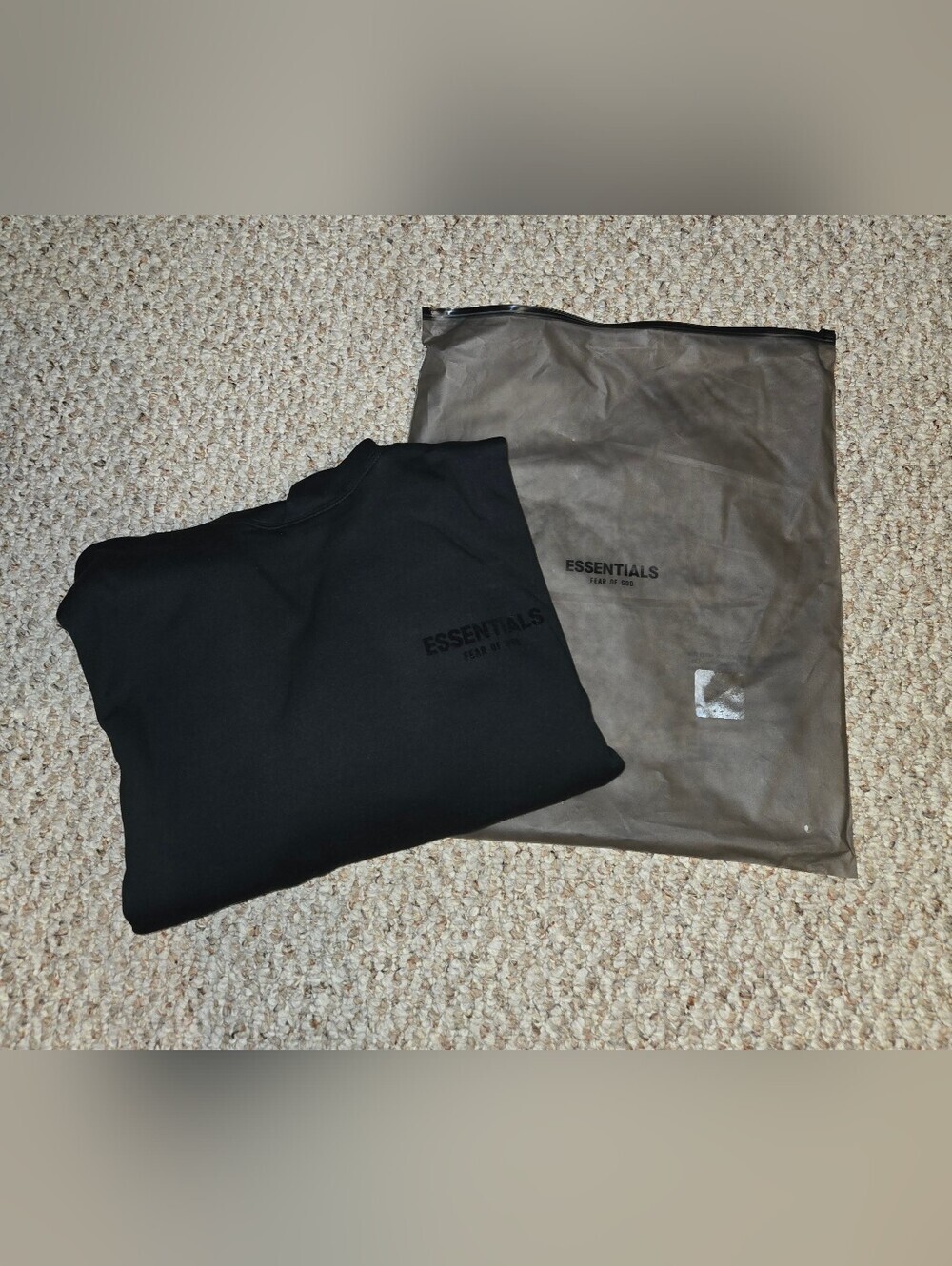 NWT Authentic Fear of God Essentials Hoodie 'Black Men's Size Medium